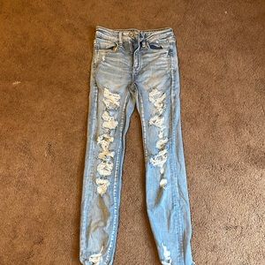 AMERICAN EAGLE JEANS